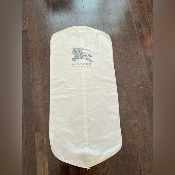 Authentic Burberry Brit 100% wool coat US 4 - Picture 9 of 16